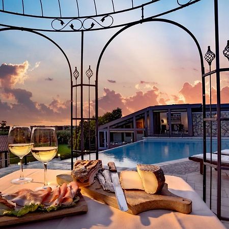 Agriturismo Valle Del Marta تاركوينيا المظهر الخارجي الصورة
