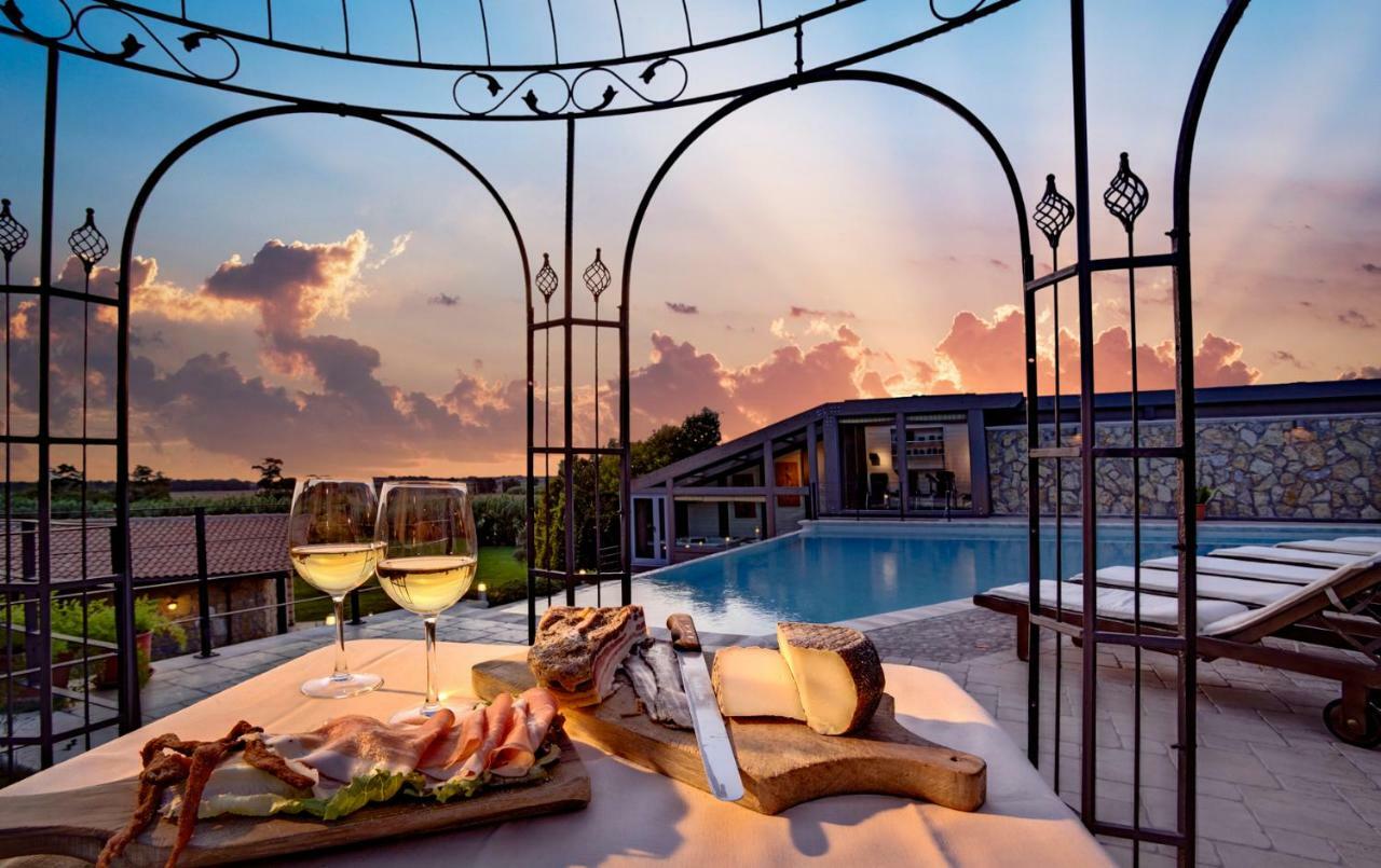 Agriturismo Valle Del Marta تاركوينيا المظهر الخارجي الصورة